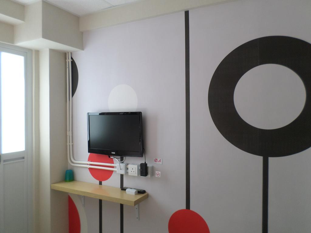 קוולון Sunrise Royal - Boutique Hostel מראה חיצוני תמונה