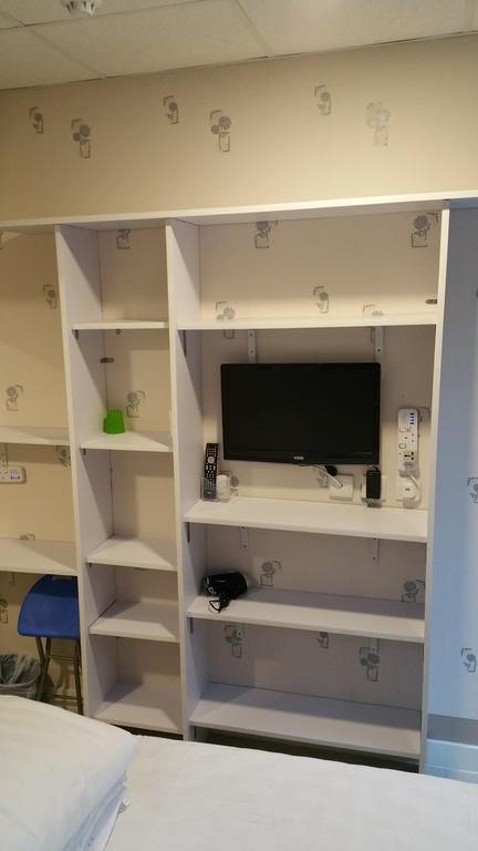קוולון Sunrise Royal - Boutique Hostel מראה חיצוני תמונה